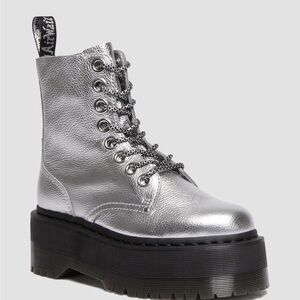Dr. Martens Jadon Max Platform Boots